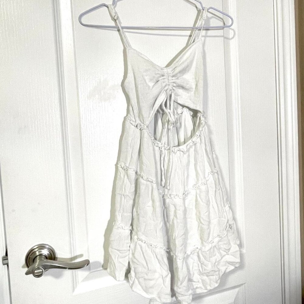 white boho summer dress with cutout